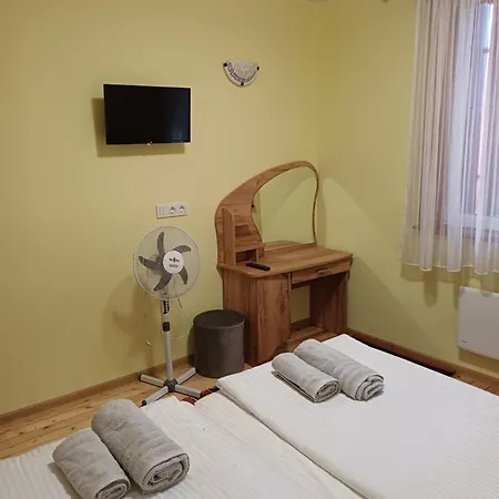 за гости 