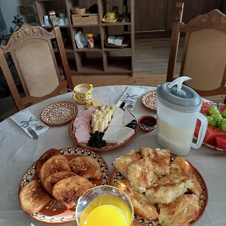 за гости 